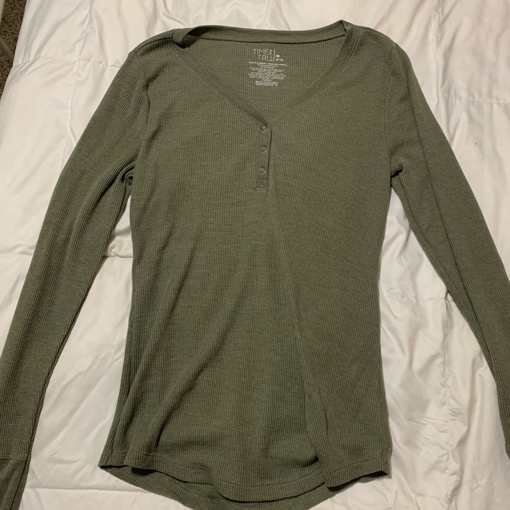 Time And Tru Scoop Neck Long Sleeve